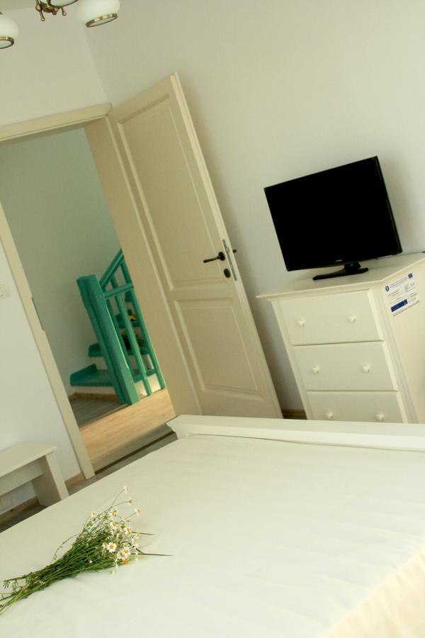 Hotel Fragaria Zimandcuz Esterno foto